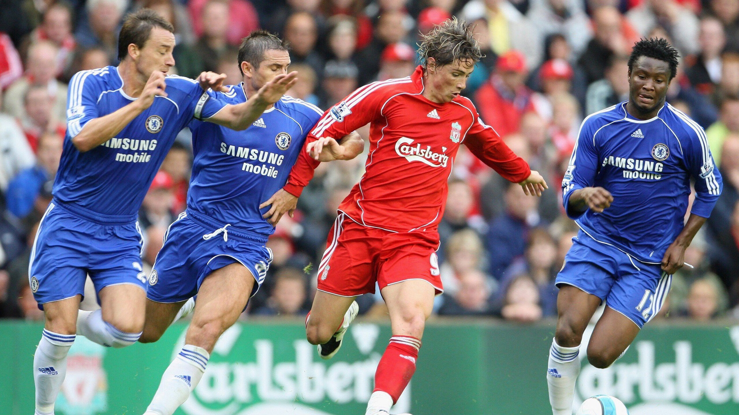 开云体育中国-三球王的魔法时刻，一粒进球激活三狮，袋鼠军团虽败犹荣